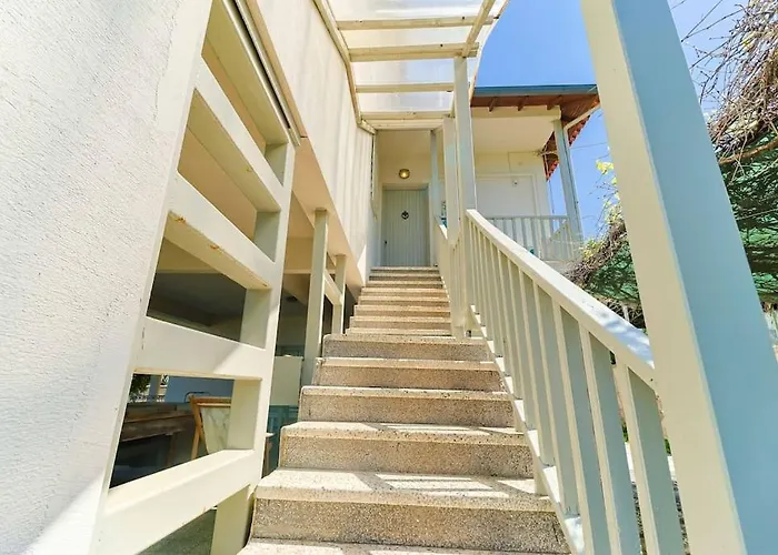 The Bright House By The Sea