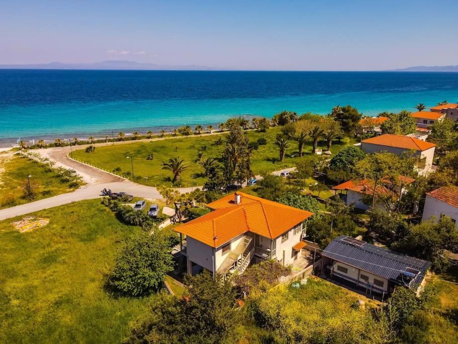 The Bright House By The Sea Holiday home *